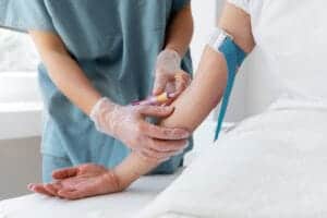 Blood draw for PRP therapy to treat tennis elbow